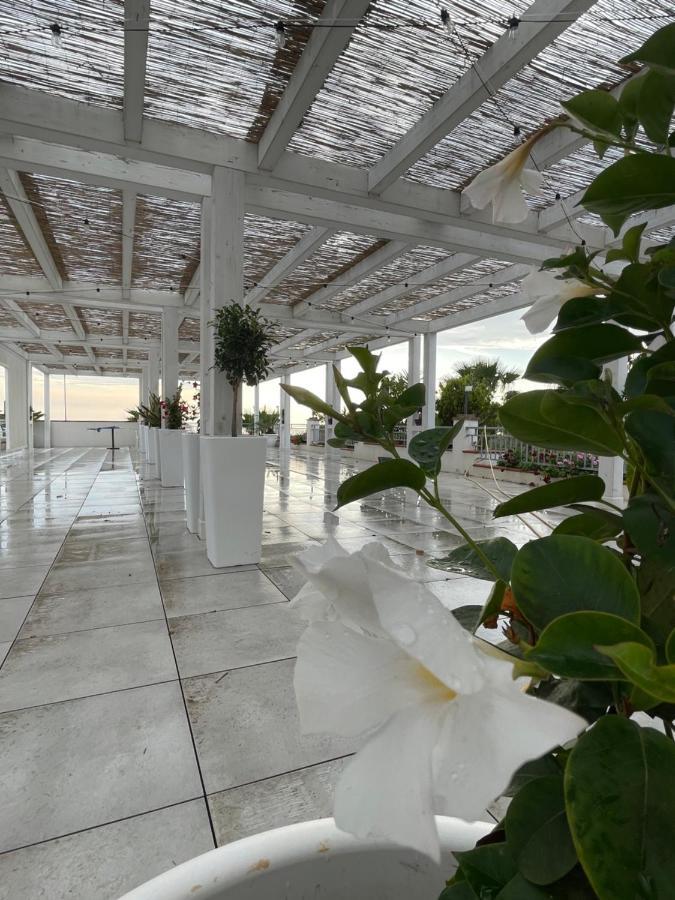 Suite Hotel Dominicus Grisolia Esterno foto